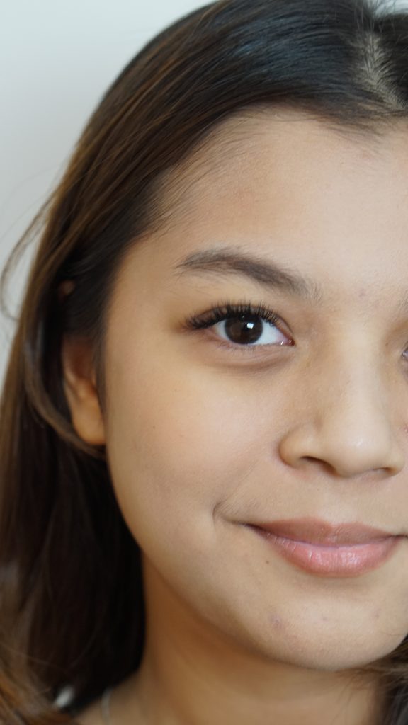 model pengaplikasian serum bulu mata